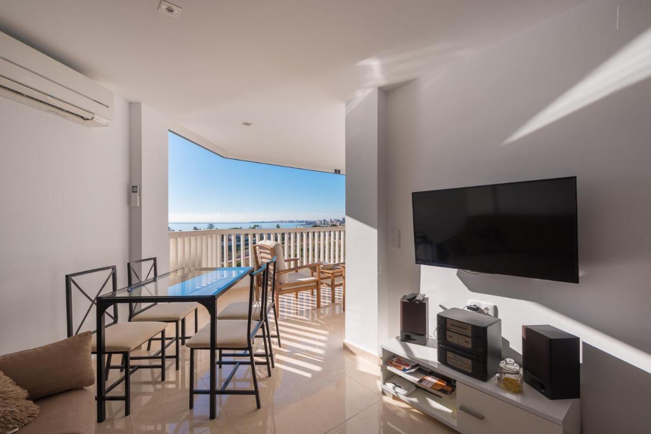 Room In Apartment - 1St Line Top Floor Apartment Carrer del Mar Exteriör bild