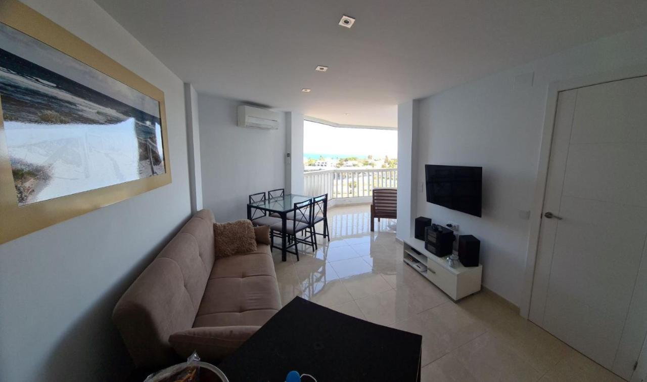 Room In Apartment - 1St Line Top Floor Apartment Carrer del Mar Exteriör bild