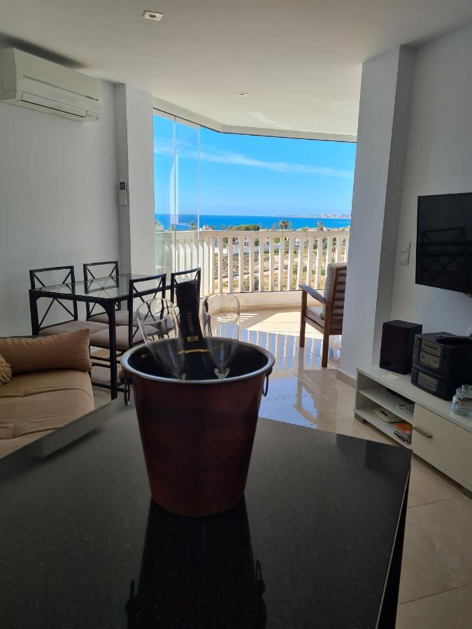 Room In Apartment - 1St Line Top Floor Apartment Carrer del Mar Exteriör bild